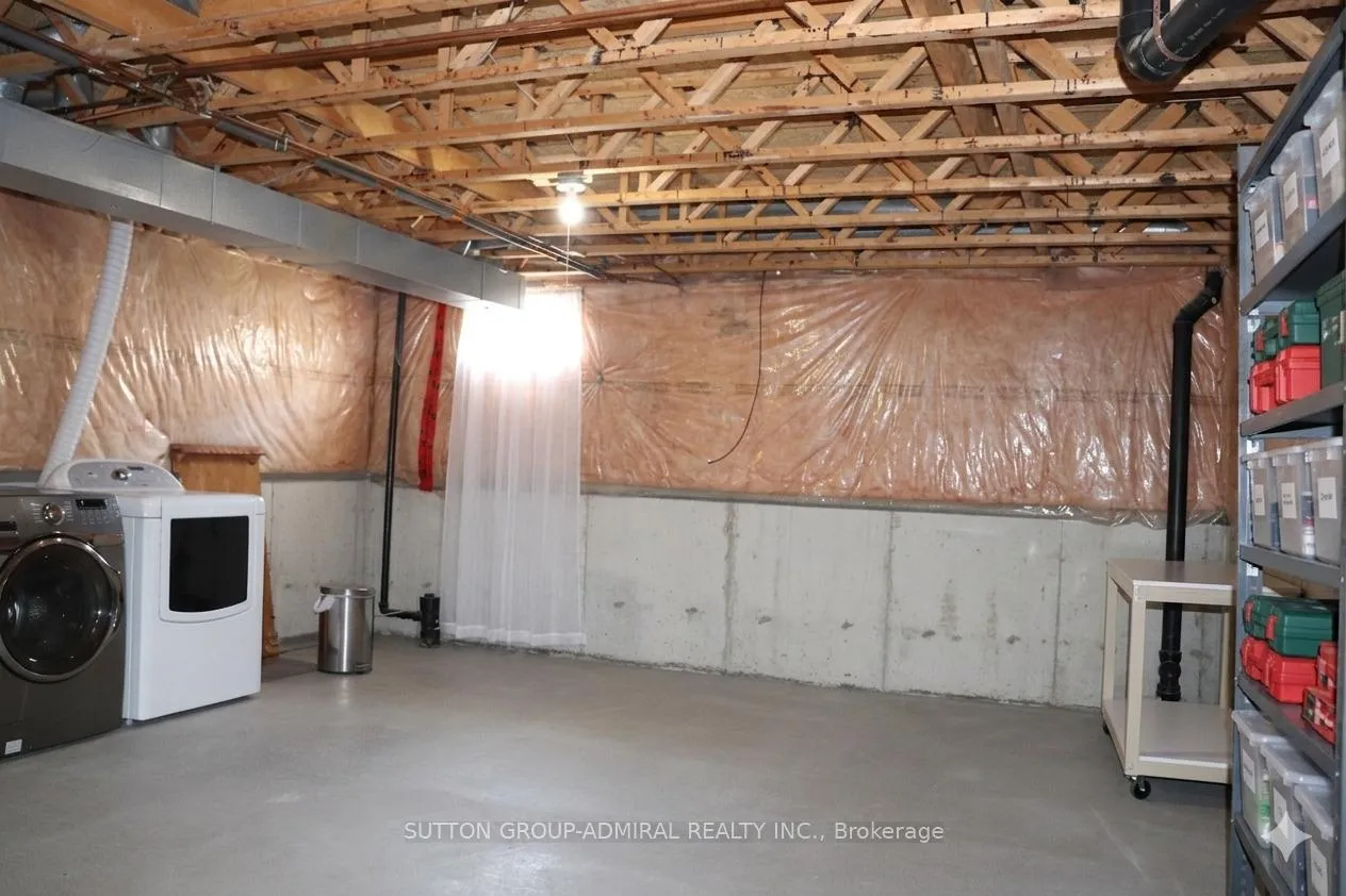 Photo 19 of 129 Willow Park Drive, Brampton, Sandringham-Wellington — HOMEH