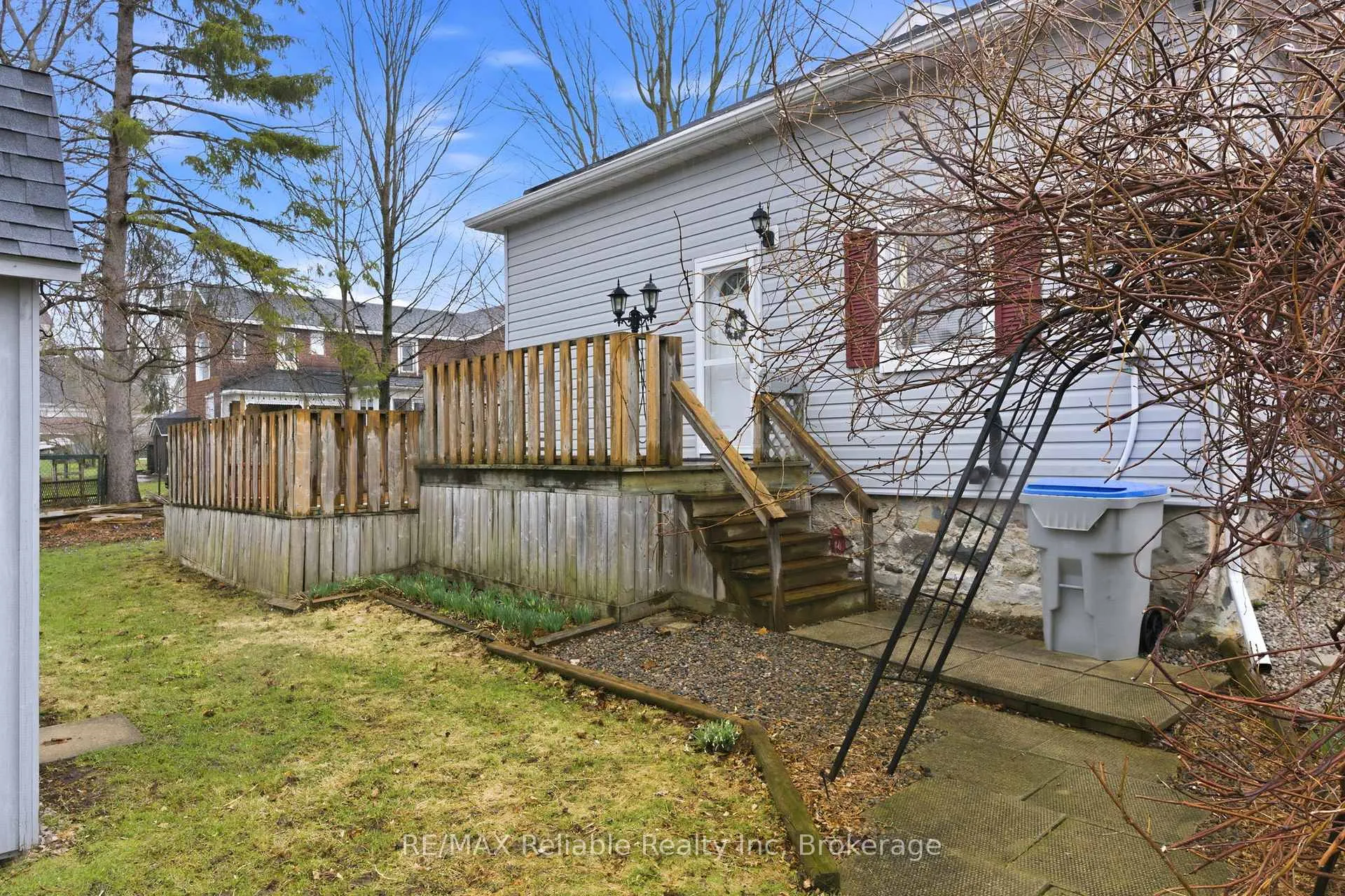 Photo 32 of 43 Jarvis Street N, Huron East, Seaforth — HOMEH