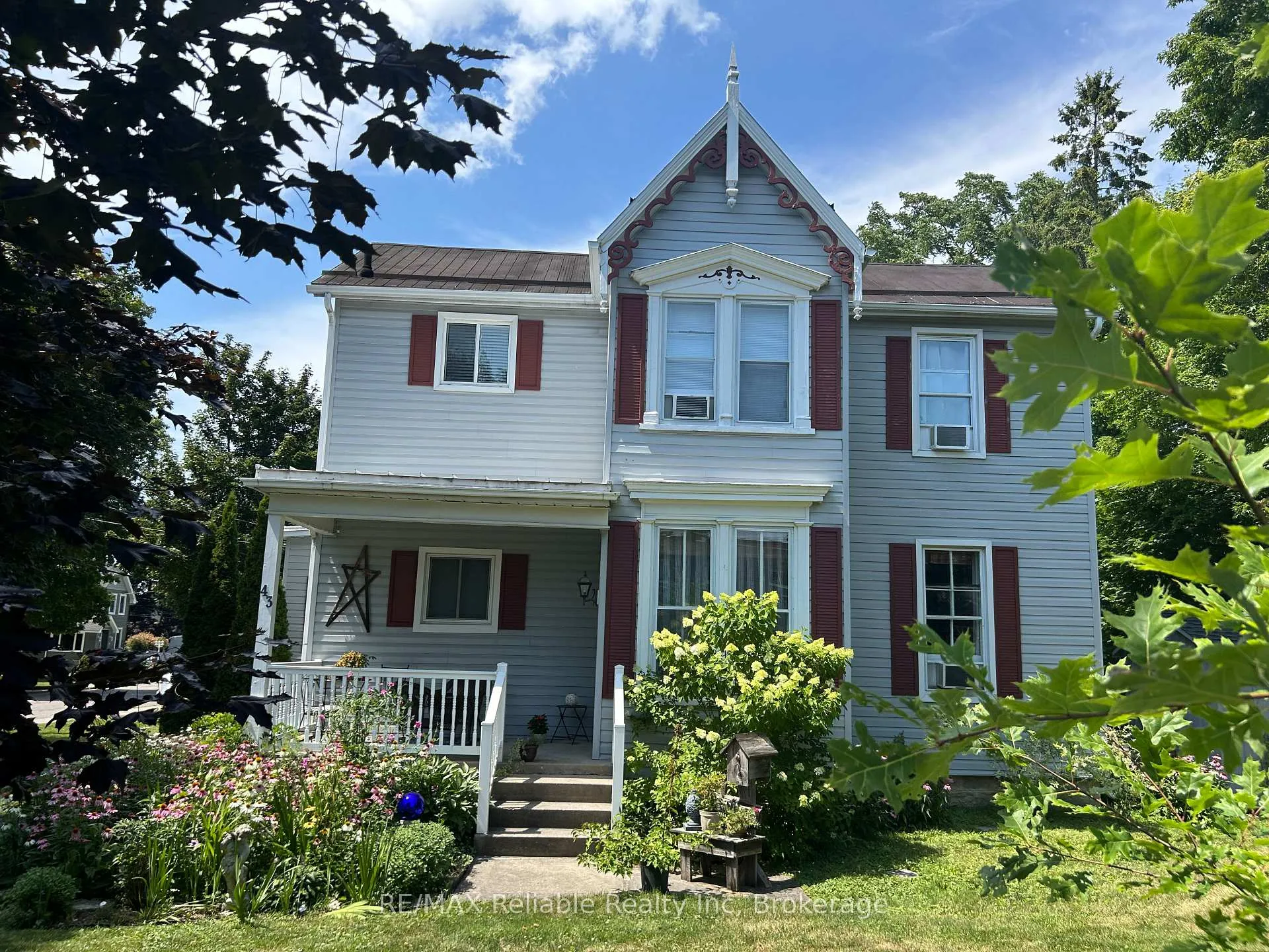 Photo 41 of 43 Jarvis Street N, Huron East, Seaforth — HOMEH