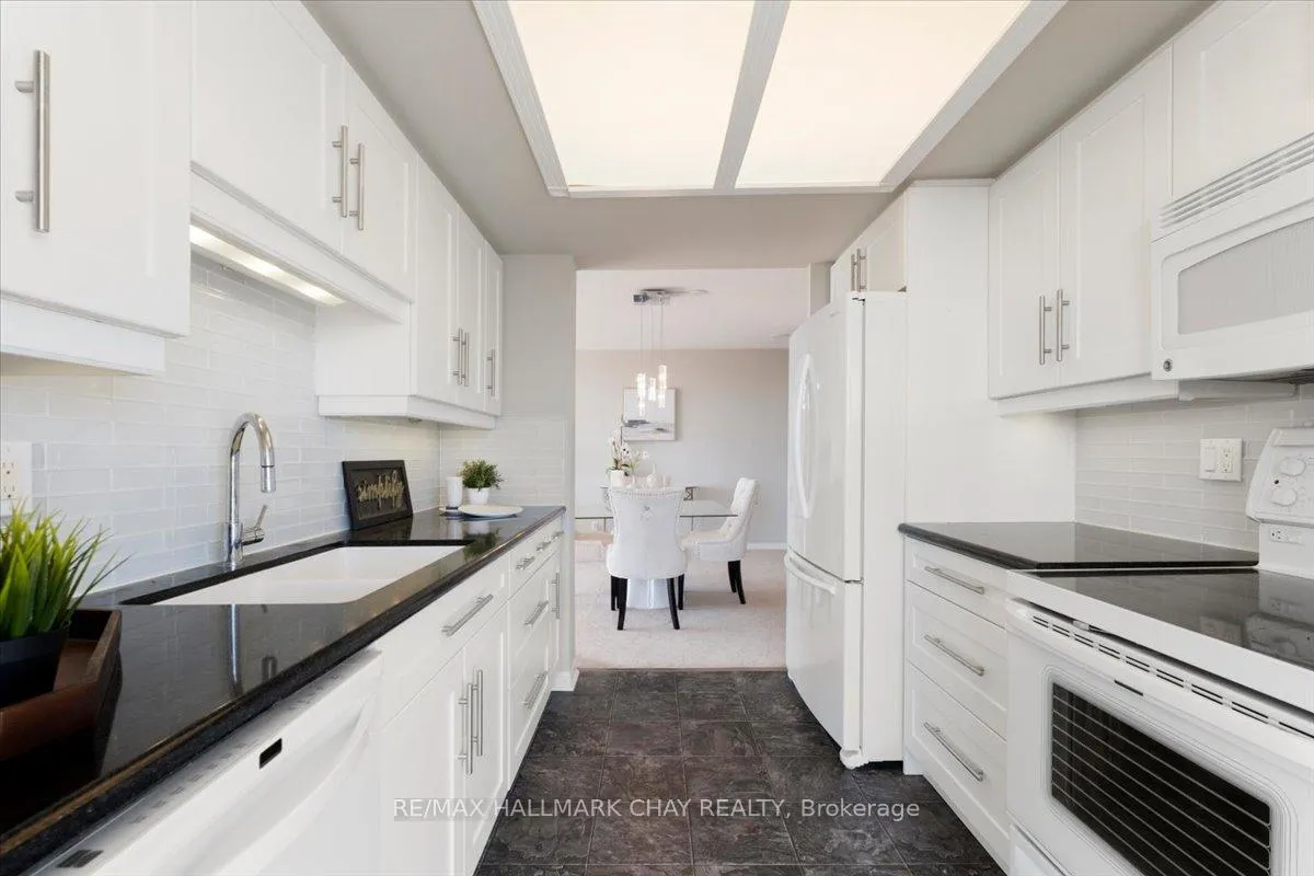 Photo 16 of Unit 908, 65 Ellen Street, Barrie, Lakeshore — HOMEH