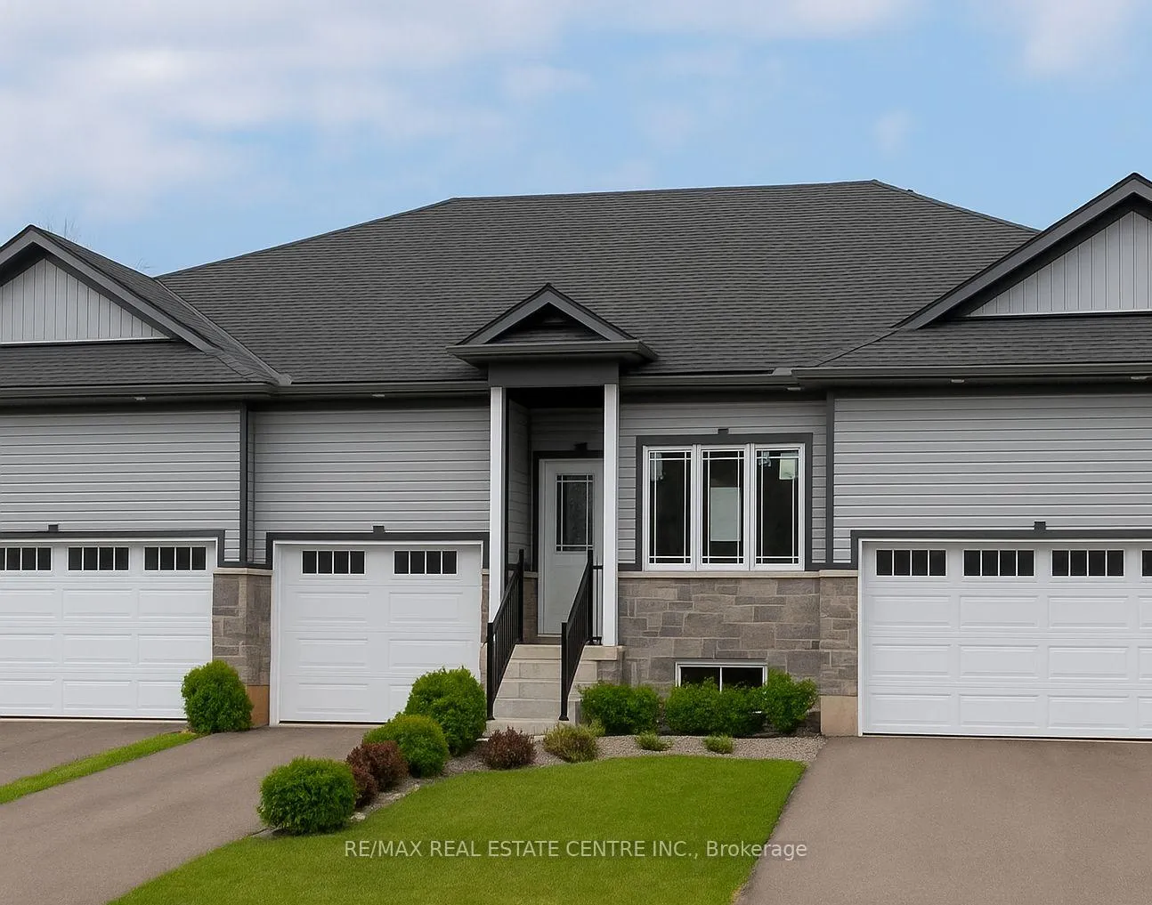 Photo 3 of 122 Adley Drive, Brockville — HOMEH