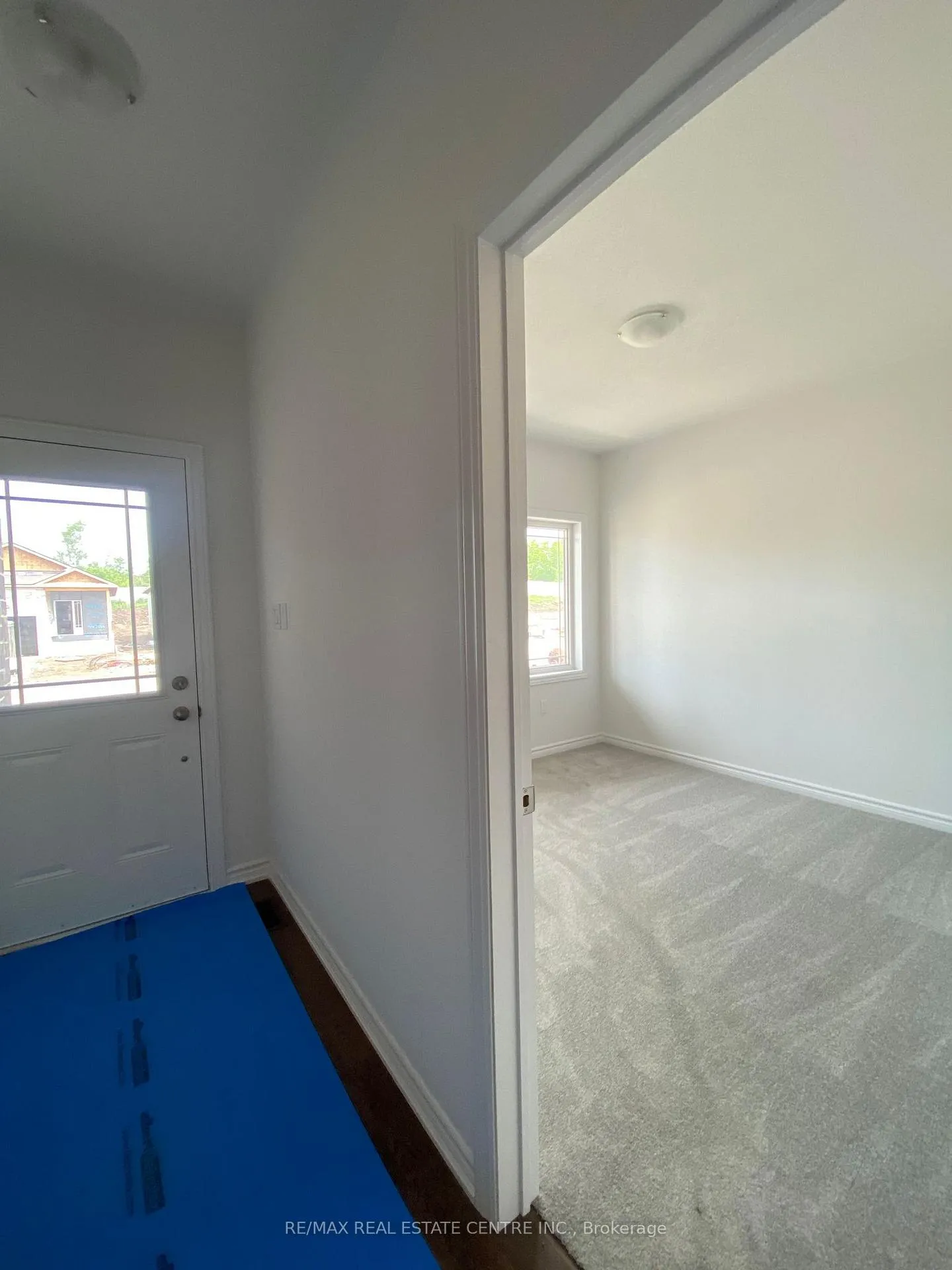 Photo 4 of 122 Adley Drive, Brockville — HOMEH