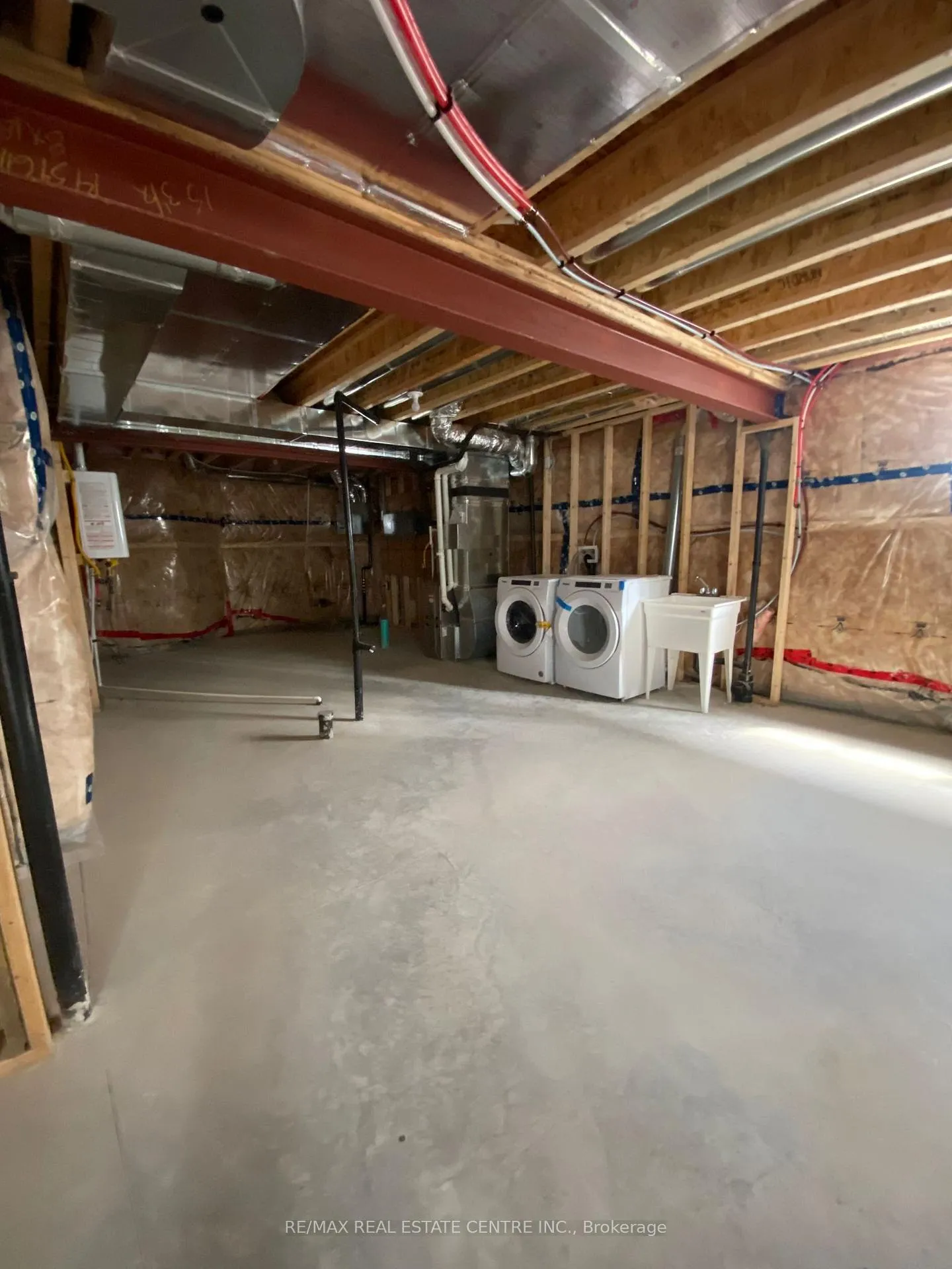 Photo 22 of 122 Adley Drive, Brockville — HOMEH