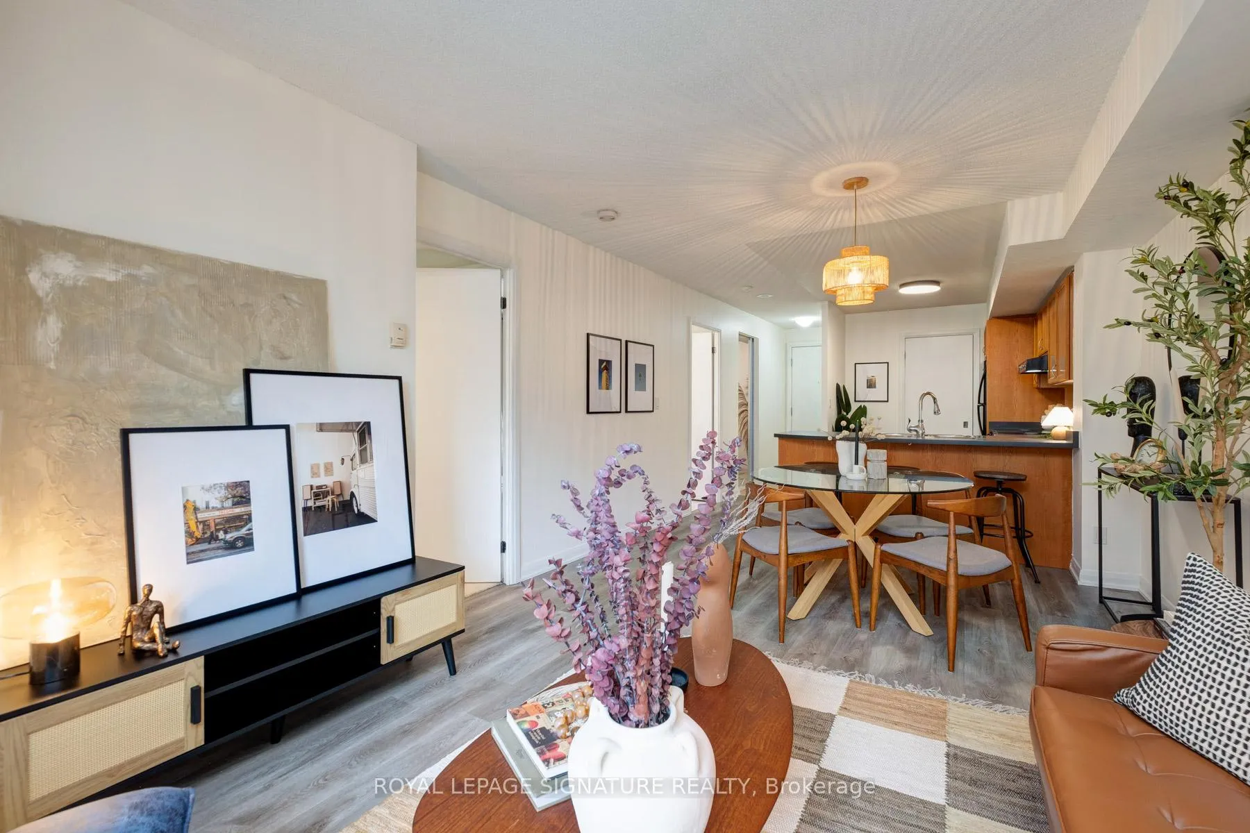 Photo 6 of Unit 311, 18 Beverley Street, Toronto, Kensington-Chinatown — HOMEH