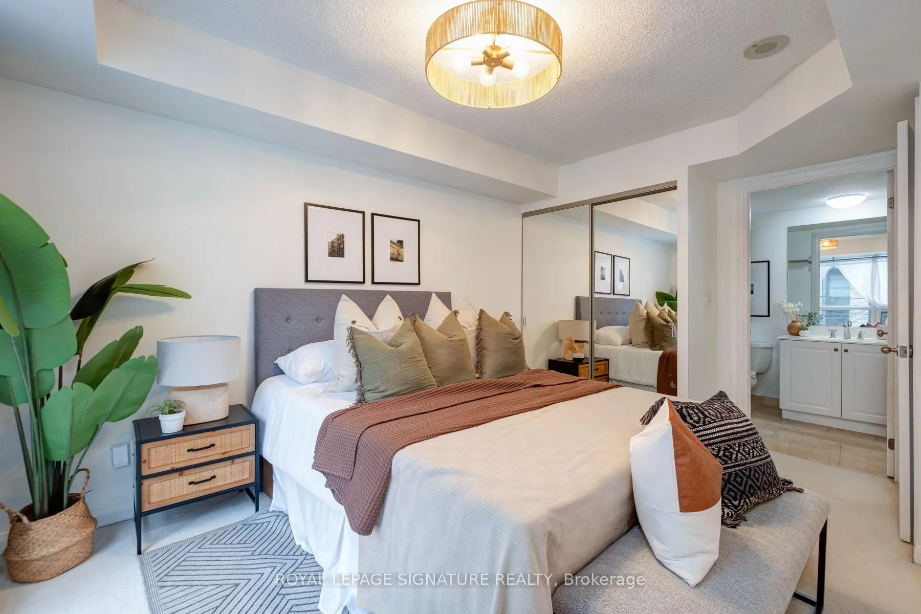 Photo 15 of Unit 311, 18 Beverley Street, Toronto, Kensington-Chinatown — HOMEH