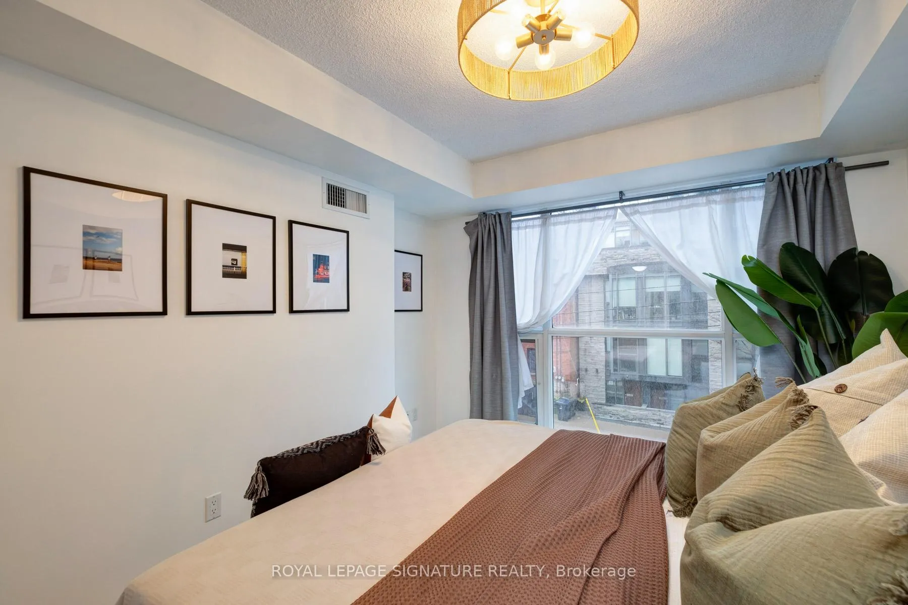 Photo 17 of Unit 311, 18 Beverley Street, Toronto, Kensington-Chinatown — HOMEH