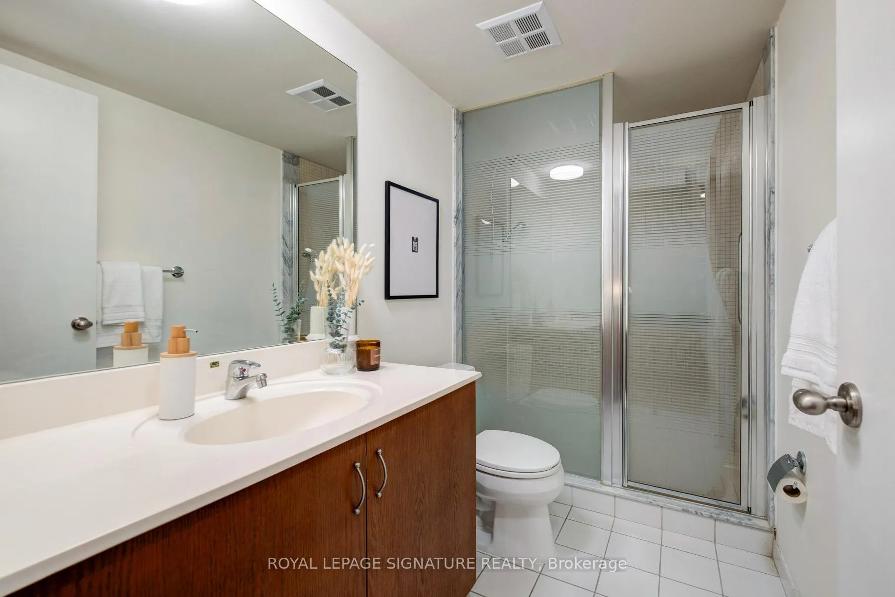 Photo 20 of Unit 311, 18 Beverley Street, Toronto, Kensington-Chinatown — HOMEH