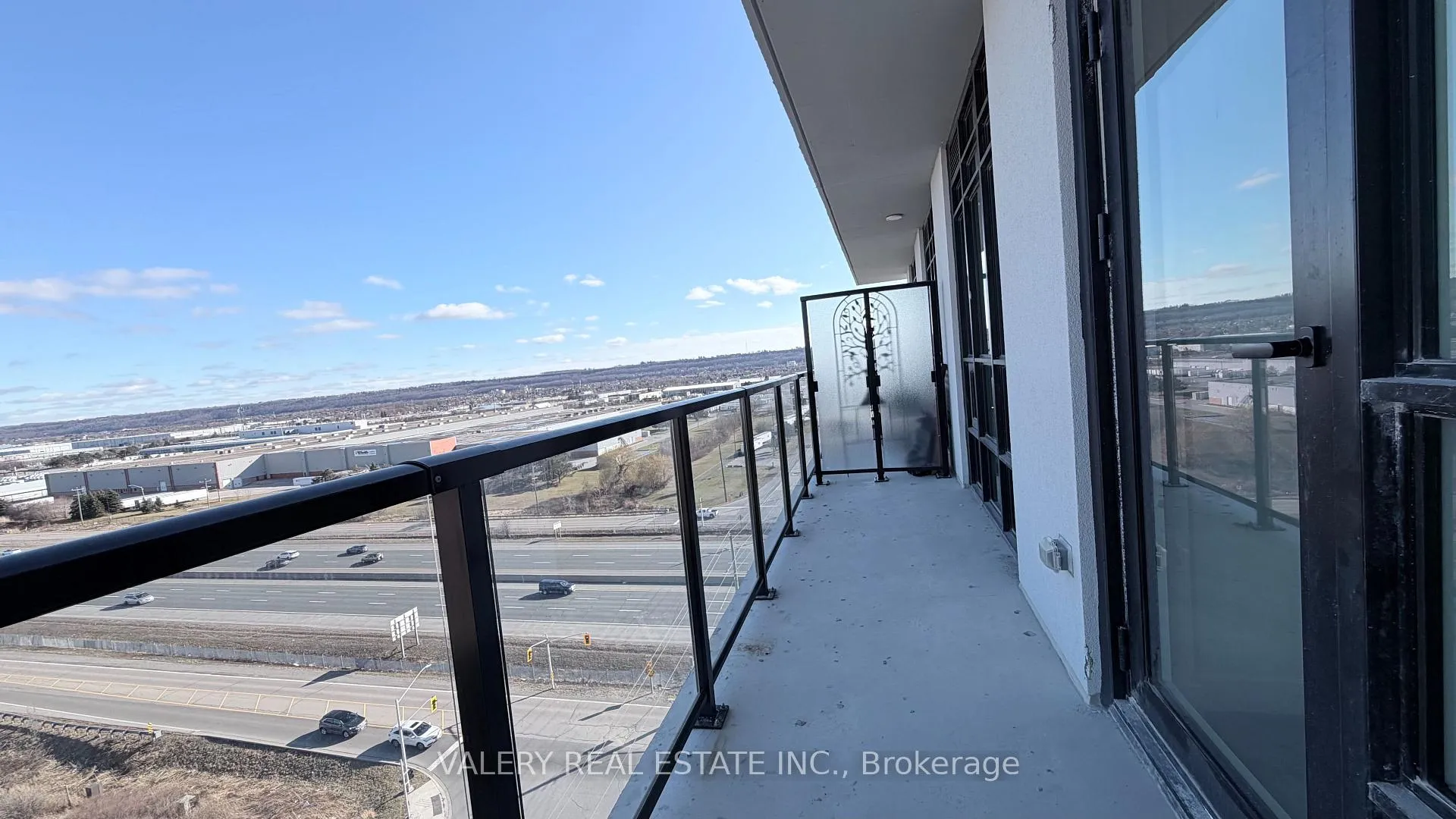 Photo 15 of Unit 1208, 461 Green Rd, Hamilton, Lakeshore — HOMEH