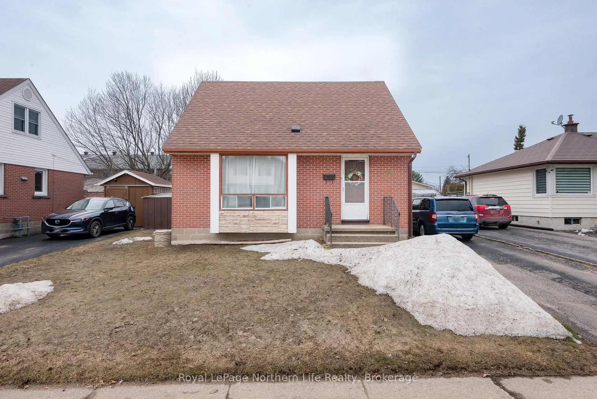 Photo 1 of 889 Phillip Street, North Bay, West End — HOMEH