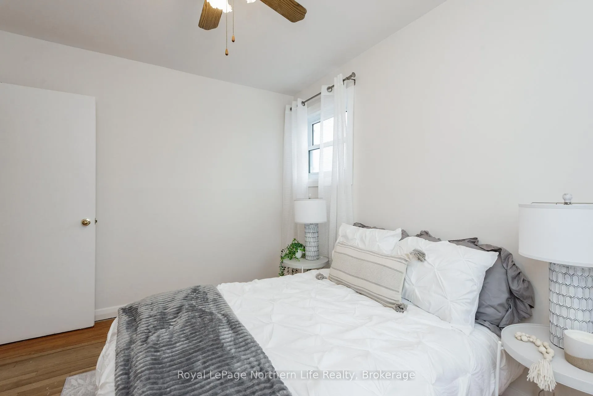 Photo 14 of 889 Phillip Street, North Bay, West End — HOMEH