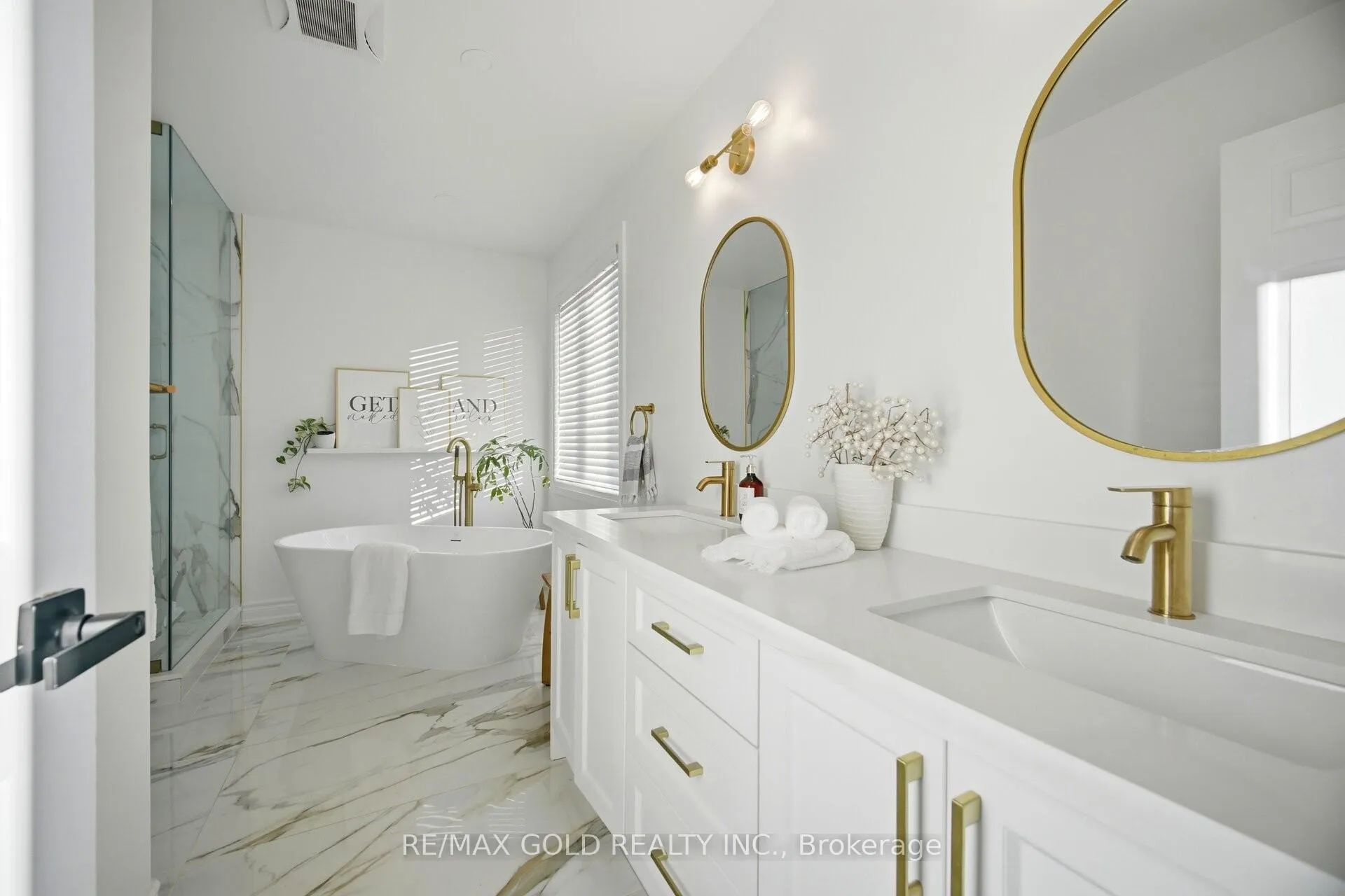 Photo 15 of 20 Peppermint Close, Brampton, Bram East — HOMEH