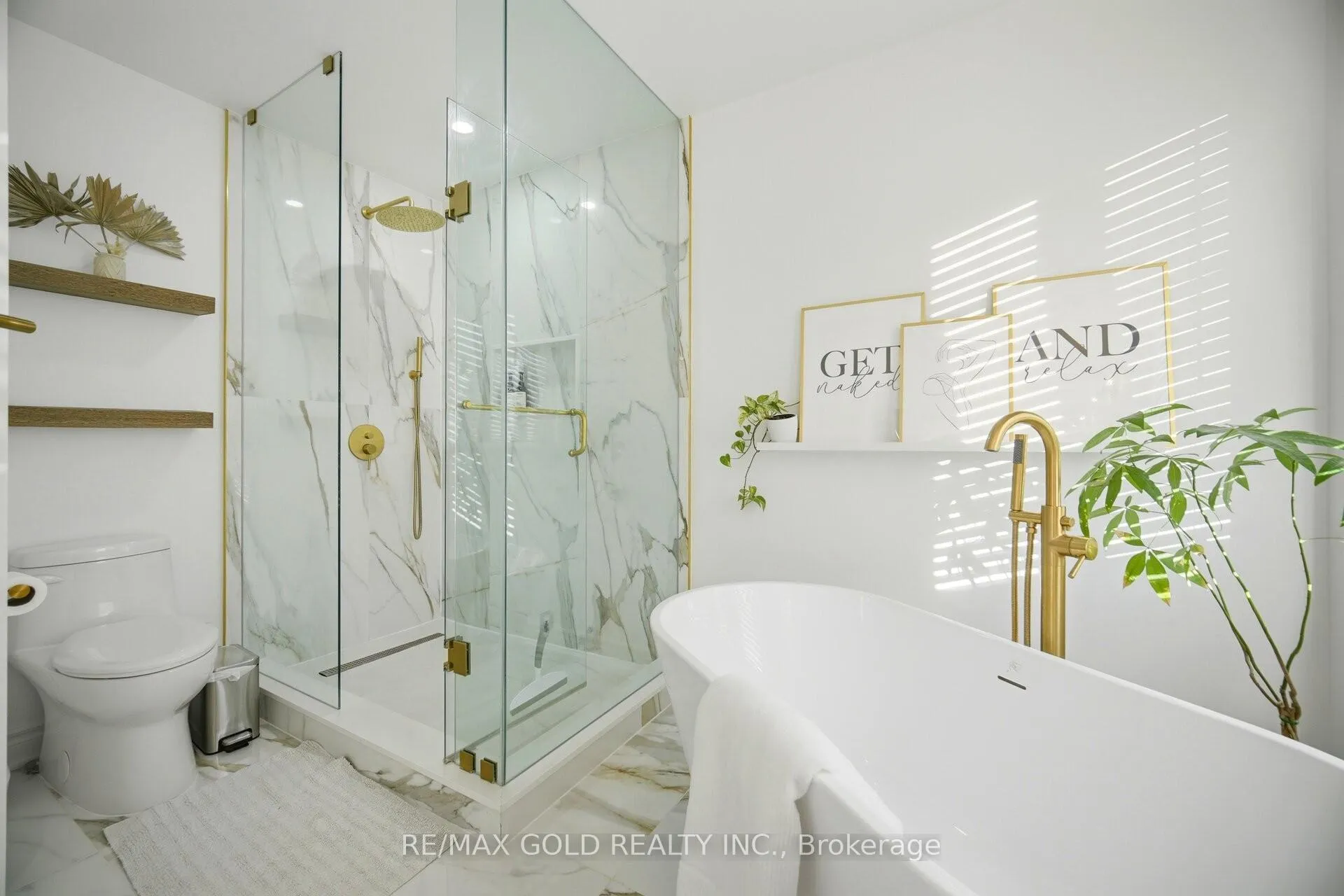 Photo 16 of 20 Peppermint Close, Brampton, Bram East — HOMEH