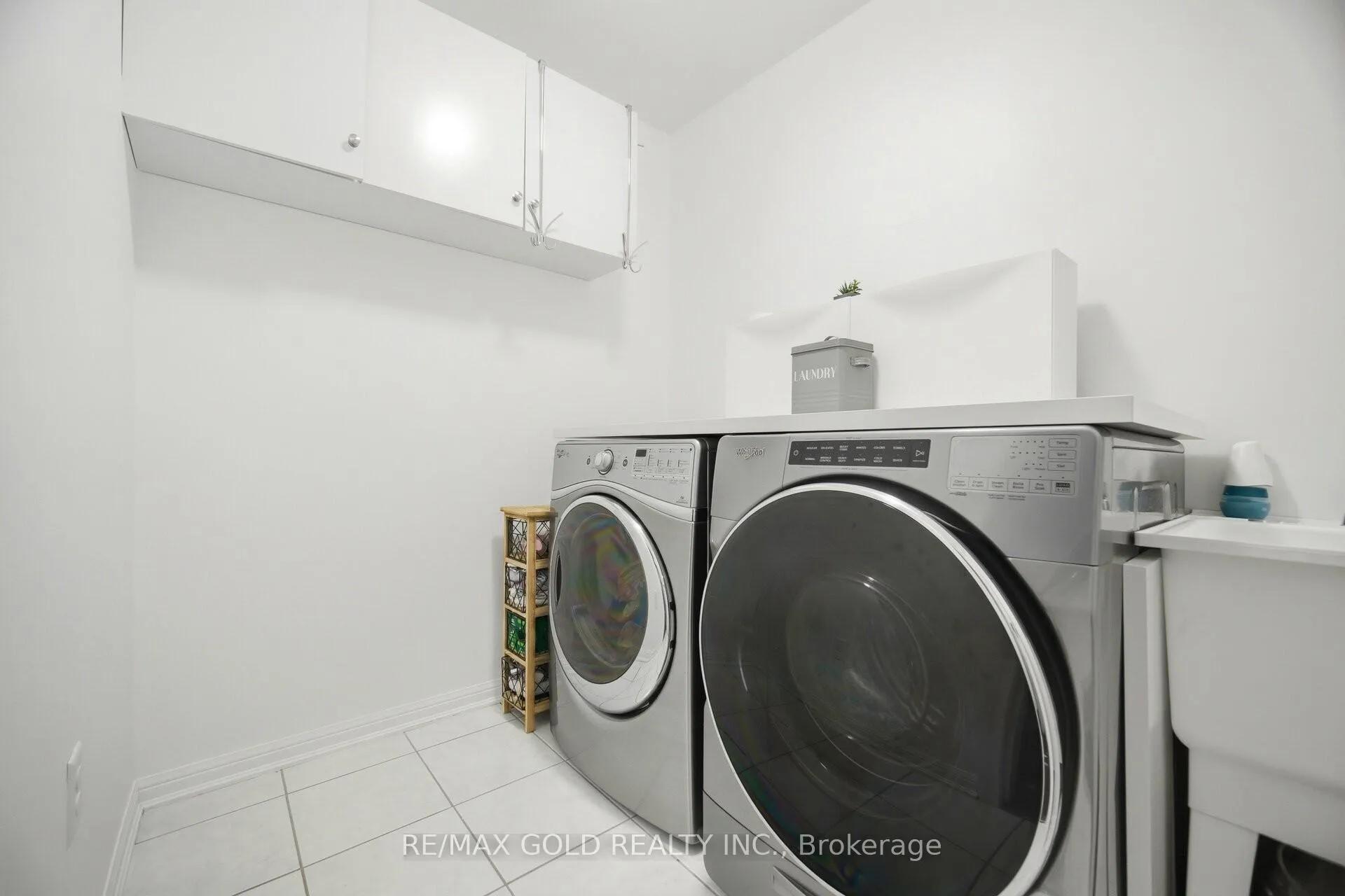 Photo 21 of 20 Peppermint Close, Brampton, Bram East — HOMEH