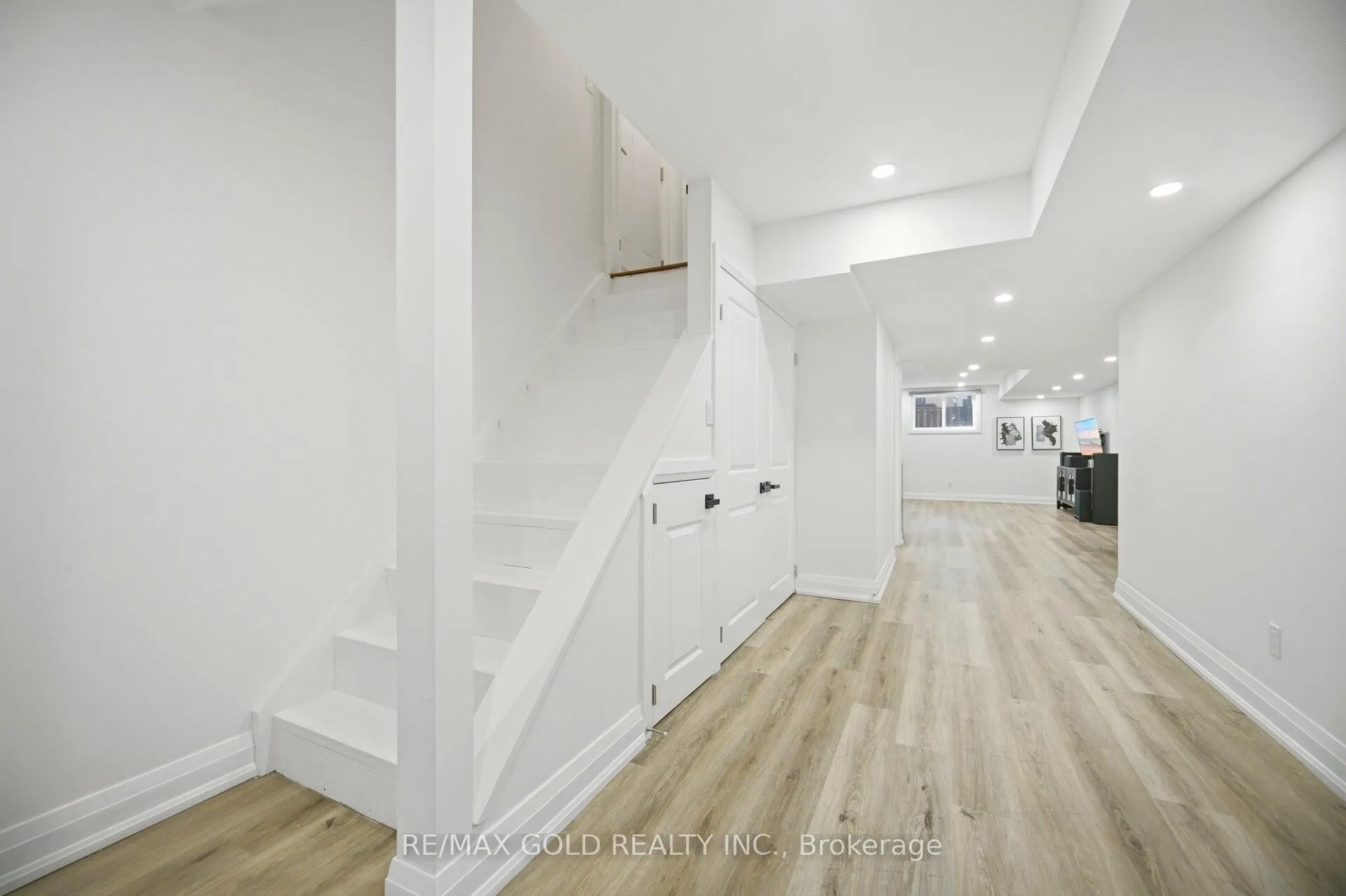 Photo 22 of 20 Peppermint Close, Brampton, Bram East — HOMEH