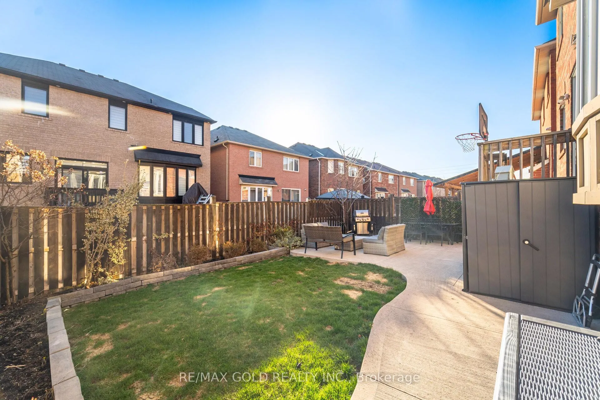 Photo 30 of 20 Peppermint Close, Brampton, Bram East — HOMEH