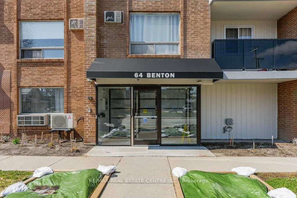 Photo 7 of Unit 506, 64 Benton Street, Kitchener — HOMEH