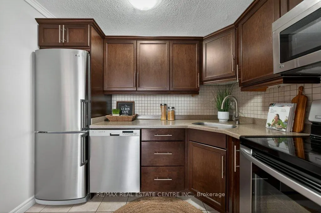 Photo 26 of Unit 506, 64 Benton Street, Kitchener — HOMEH