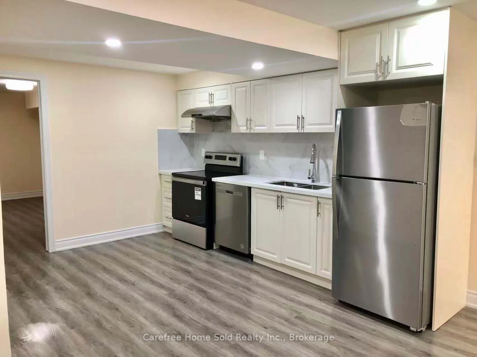 Photo 2 of Unit Lower, 31 Lavallee Crescent, Brampton, Credit Valley — HOMEH