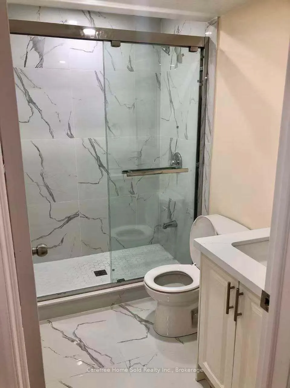 Photo 7 of Unit Lower, 31 Lavallee Crescent, Brampton, Credit Valley — HOMEH
