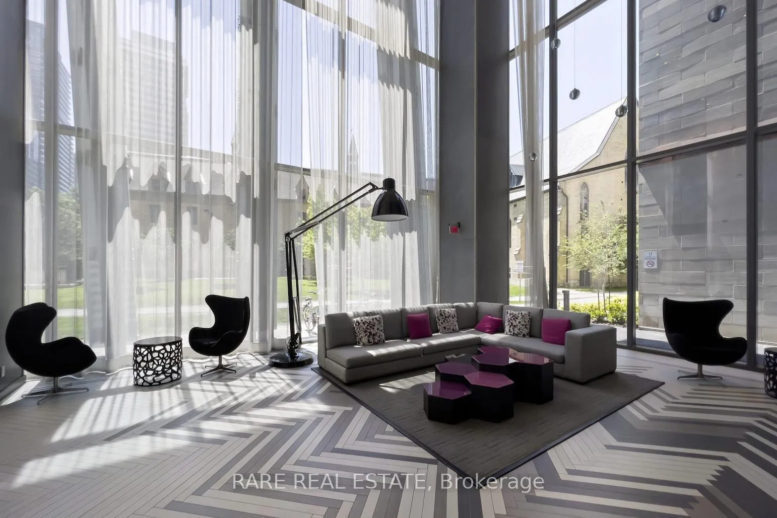 Photo 10 of Unit 3101, 1080 Bay Street, Toronto, Bay Street Corridor — HOMEH