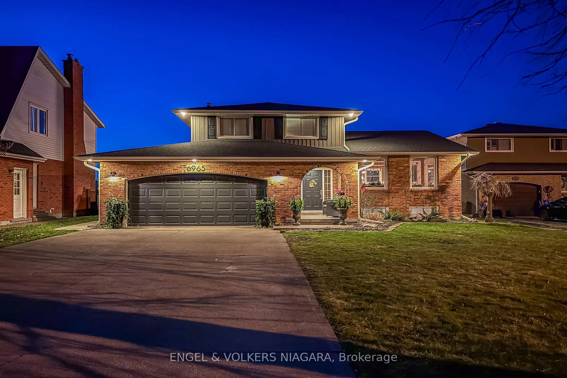 Photo 2 of 6965 Glengowan Crescent, Niagara Falls, Casey — HOMEH