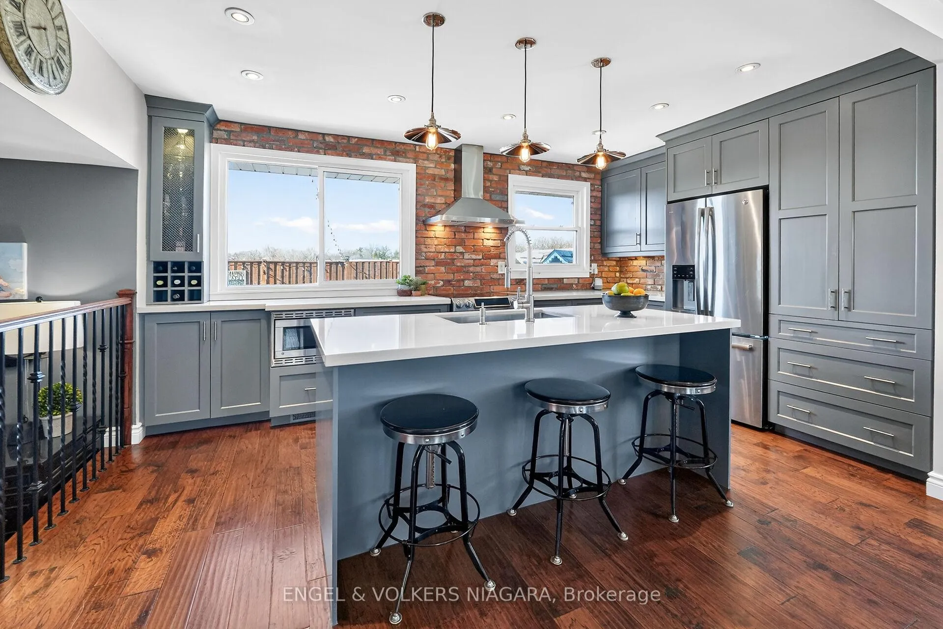 Photo 8 of 6965 Glengowan Crescent, Niagara Falls, Casey — HOMEH