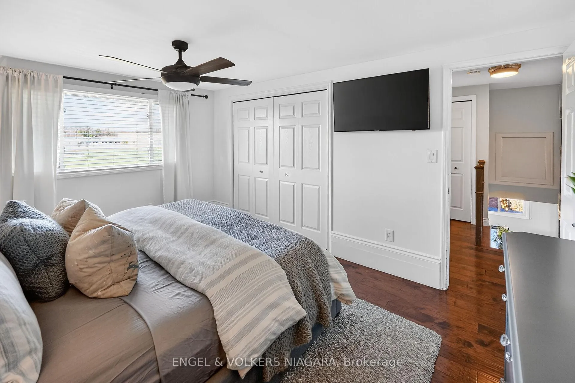 Photo 17 of 6965 Glengowan Crescent, Niagara Falls, Casey — HOMEH