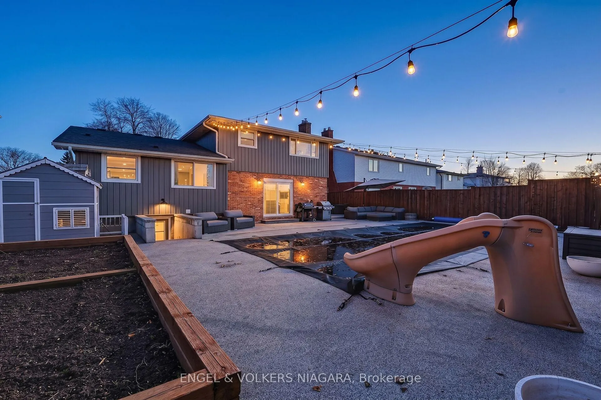 Photo 30 of 6965 Glengowan Crescent, Niagara Falls, Casey — HOMEH