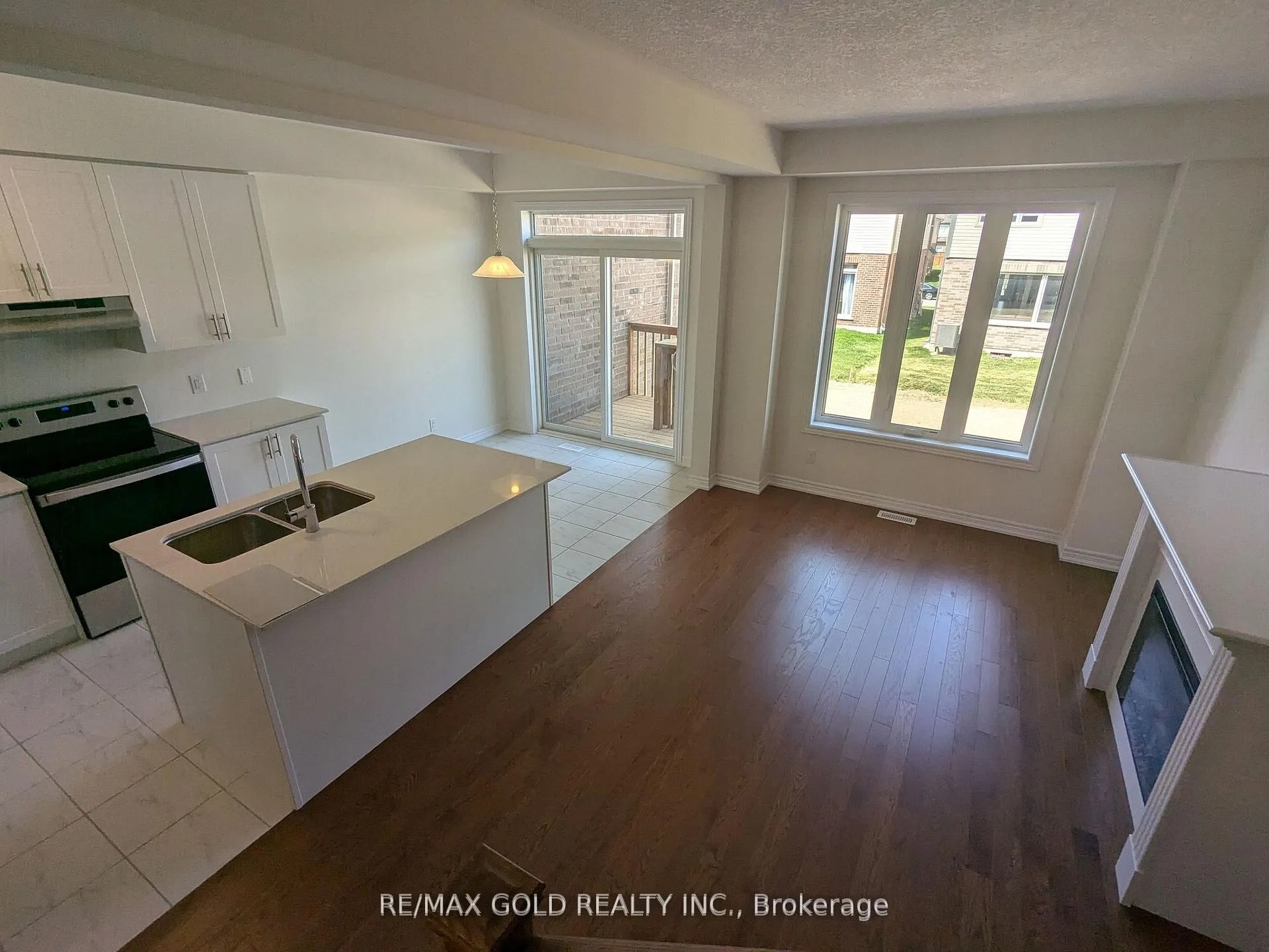 Photo 19 of 203 Broadacre Drive, Kitchener — HOMEH
