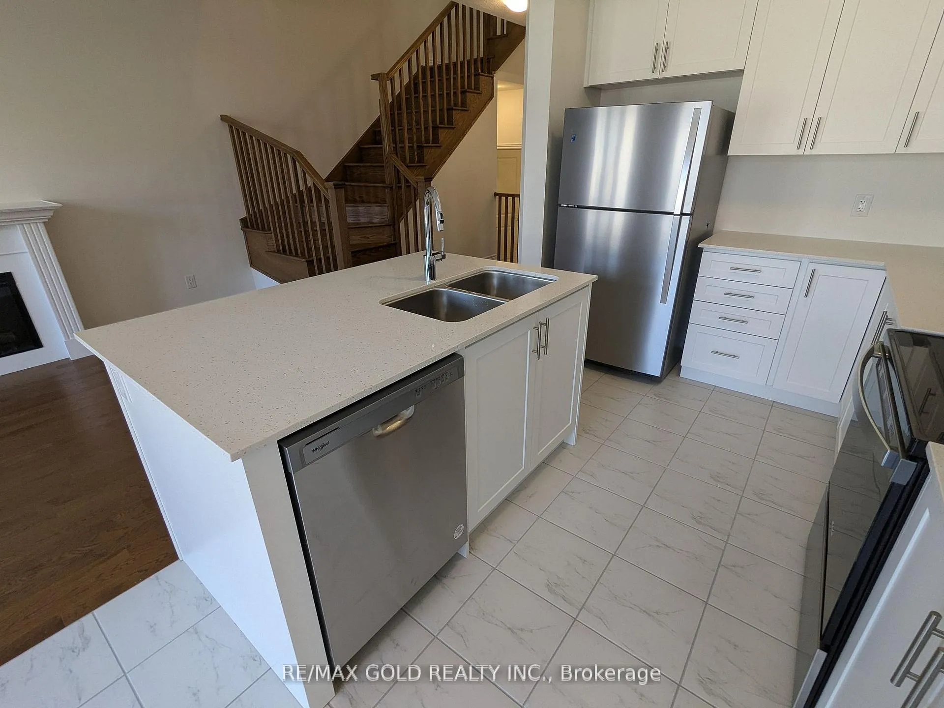 Photo 21 of 203 Broadacre Drive, Kitchener — HOMEH