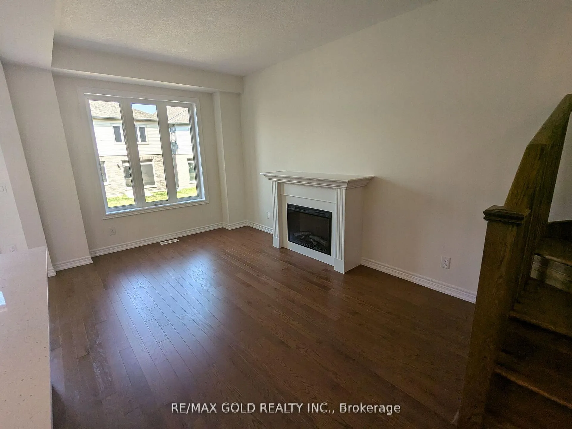 Photo 22 of 203 Broadacre Drive, Kitchener — HOMEH