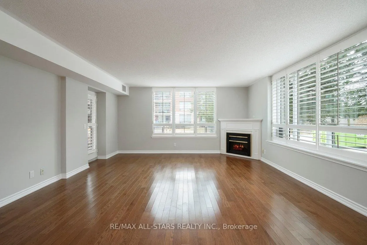 Photo 4 of Unit 107, 50 The Boardwalk Way, Markham, Greensborough — HOMEH