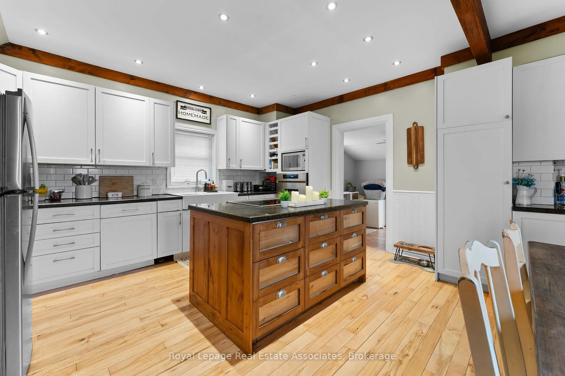 Photo 3 of 4 Dundas Street E, Erin — HOMEH