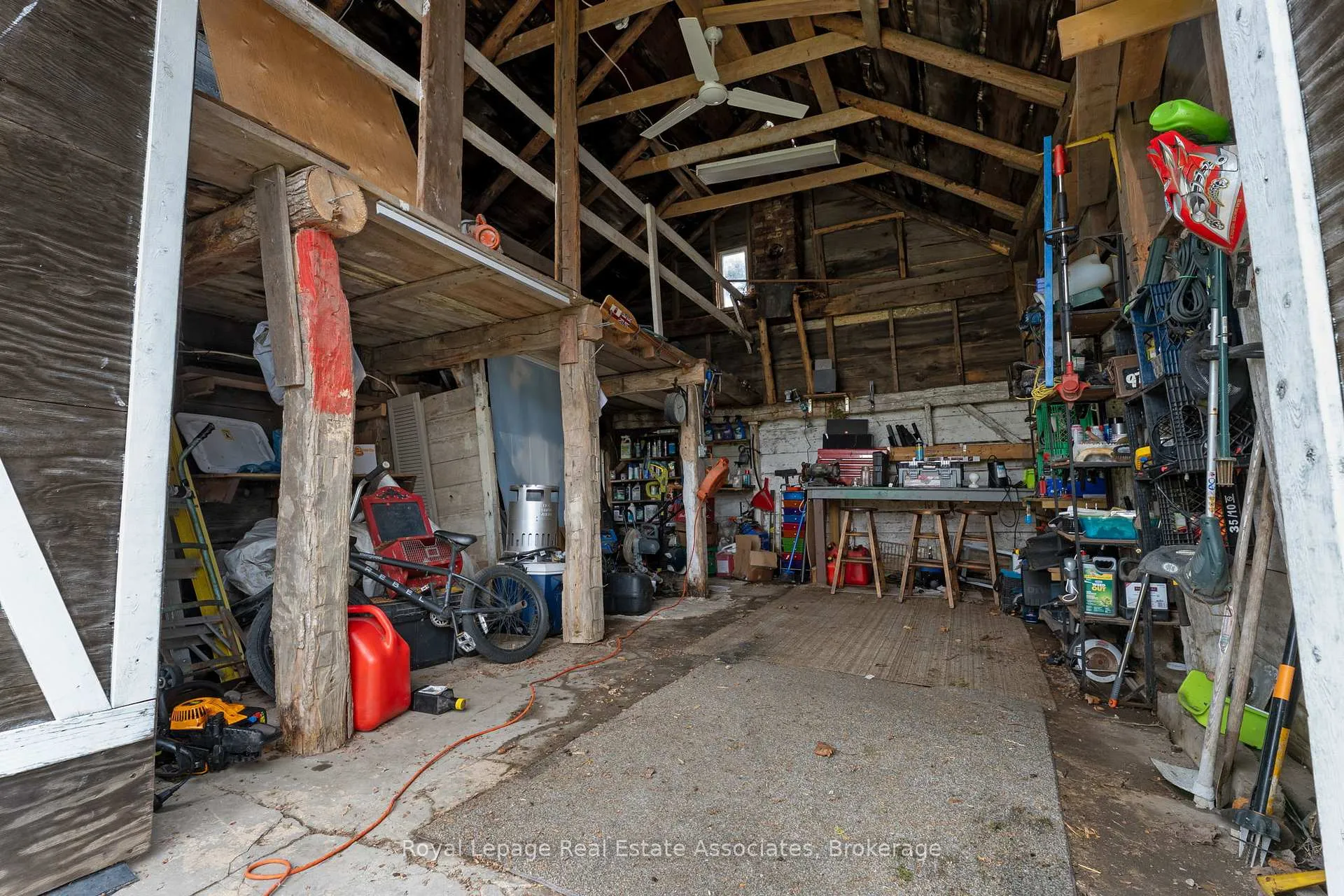 Photo 32 of 4 Dundas Street E, Erin — HOMEH
