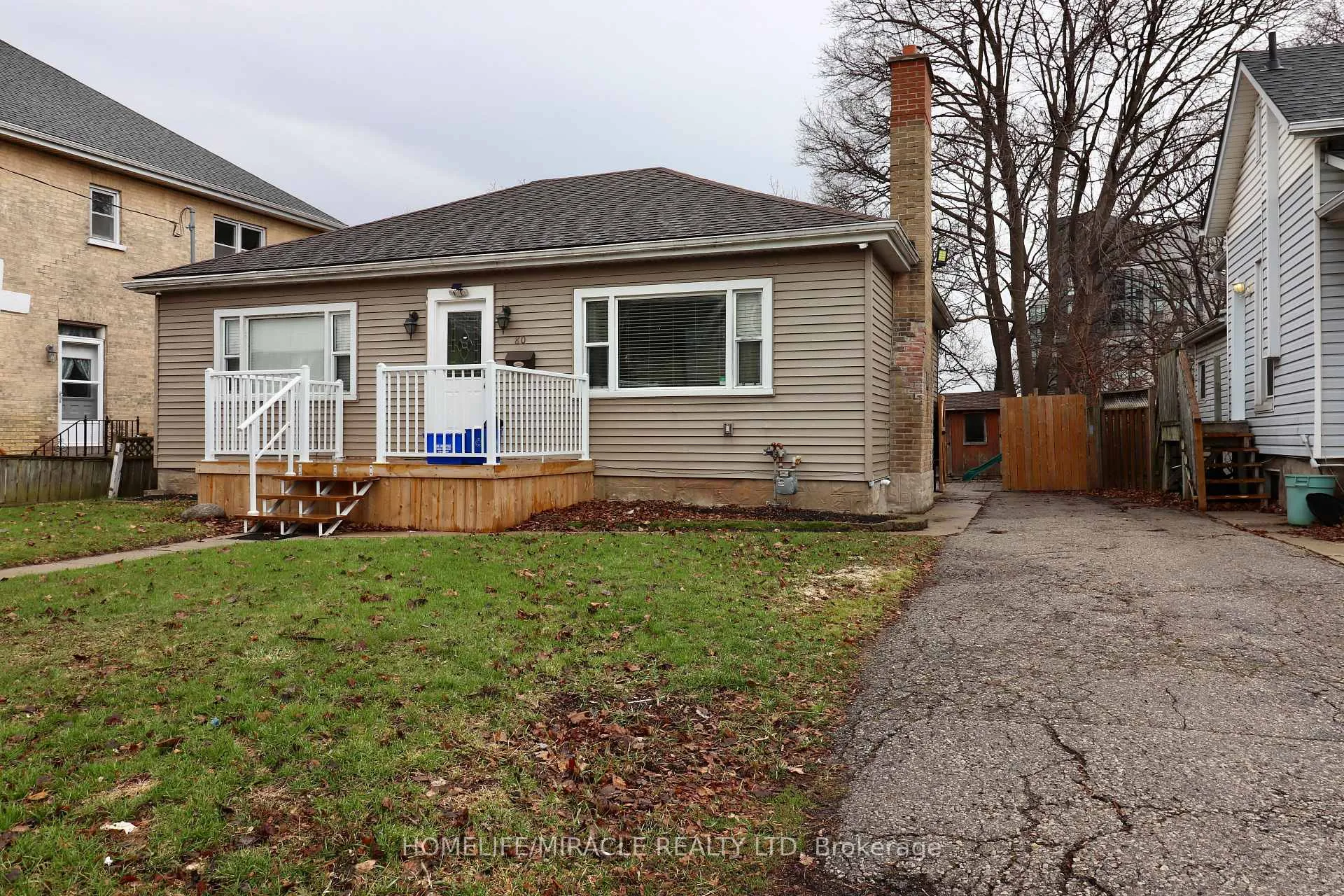 Photo 4 of 80 Roseview Avenue, Cambridge, City Core/Wellington — HOMEH