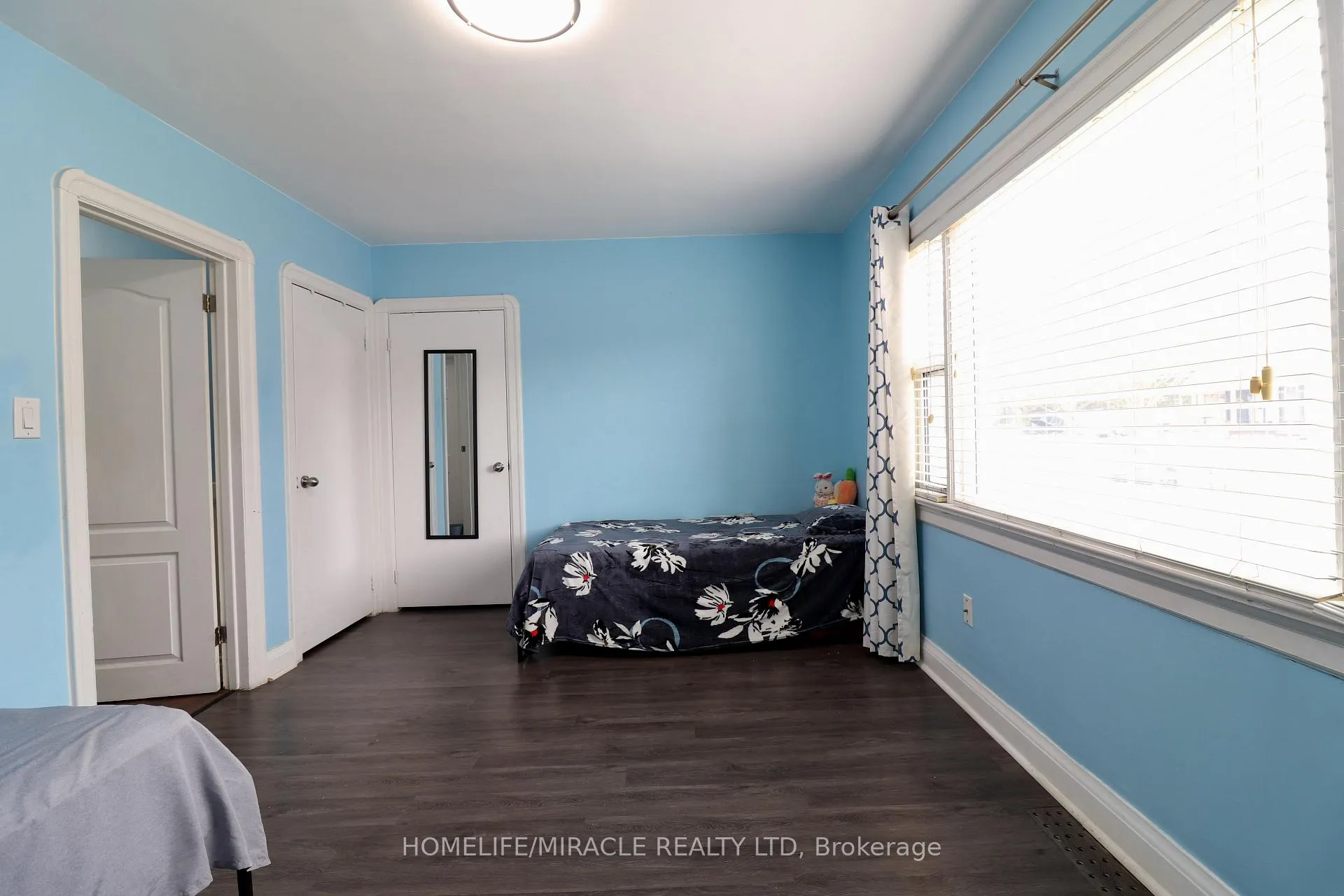Photo 7 of 80 Roseview Avenue, Cambridge, City Core/Wellington — HOMEH