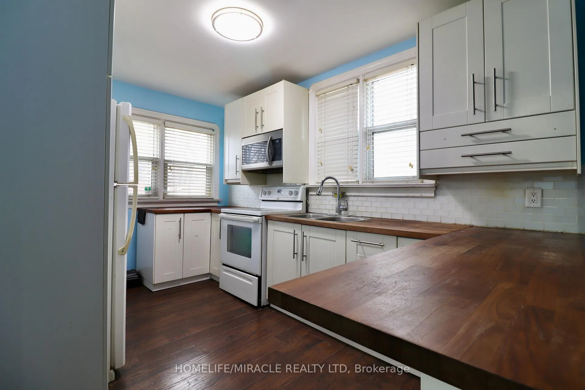Photo 8 of 80 Roseview Avenue, Cambridge, City Core/Wellington — HOMEH