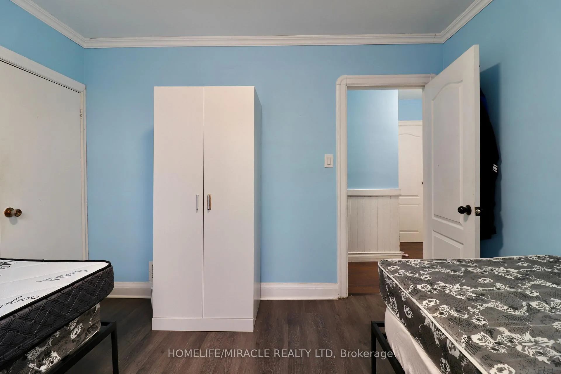 Photo 12 of 80 Roseview Avenue, Cambridge, City Core/Wellington — HOMEH