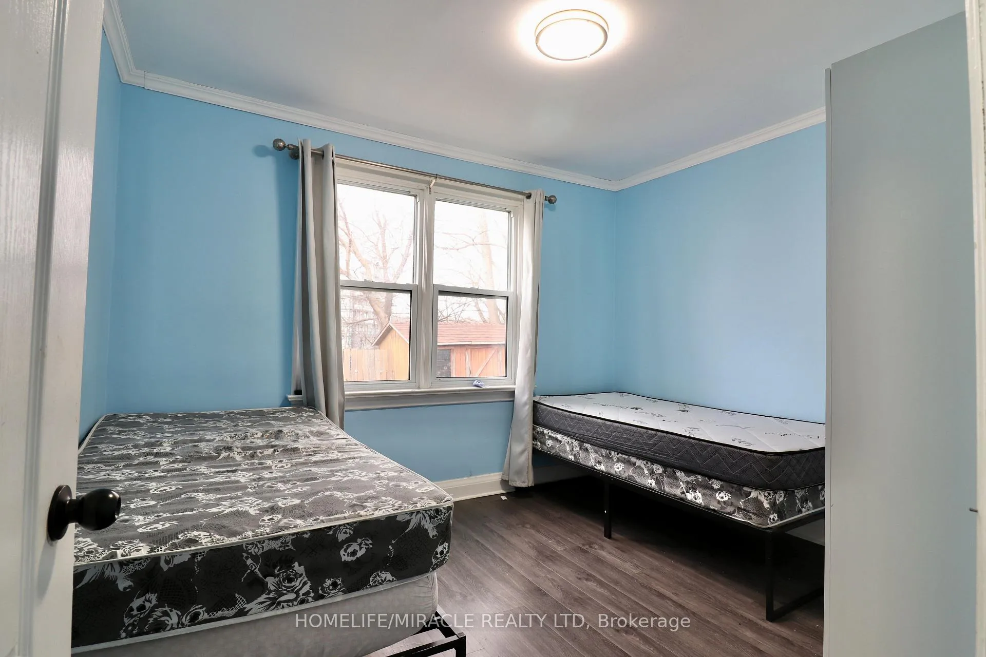 Photo 13 of 80 Roseview Avenue, Cambridge, City Core/Wellington — HOMEH