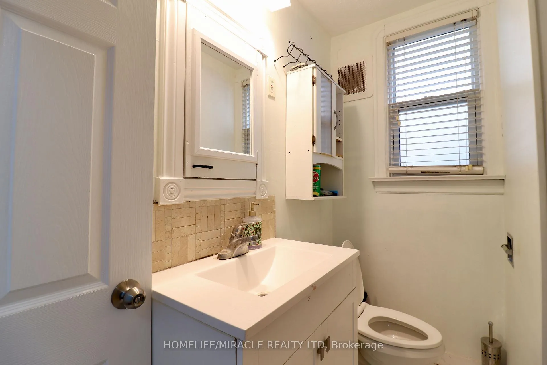 Photo 18 of 80 Roseview Avenue, Cambridge, City Core/Wellington — HOMEH
