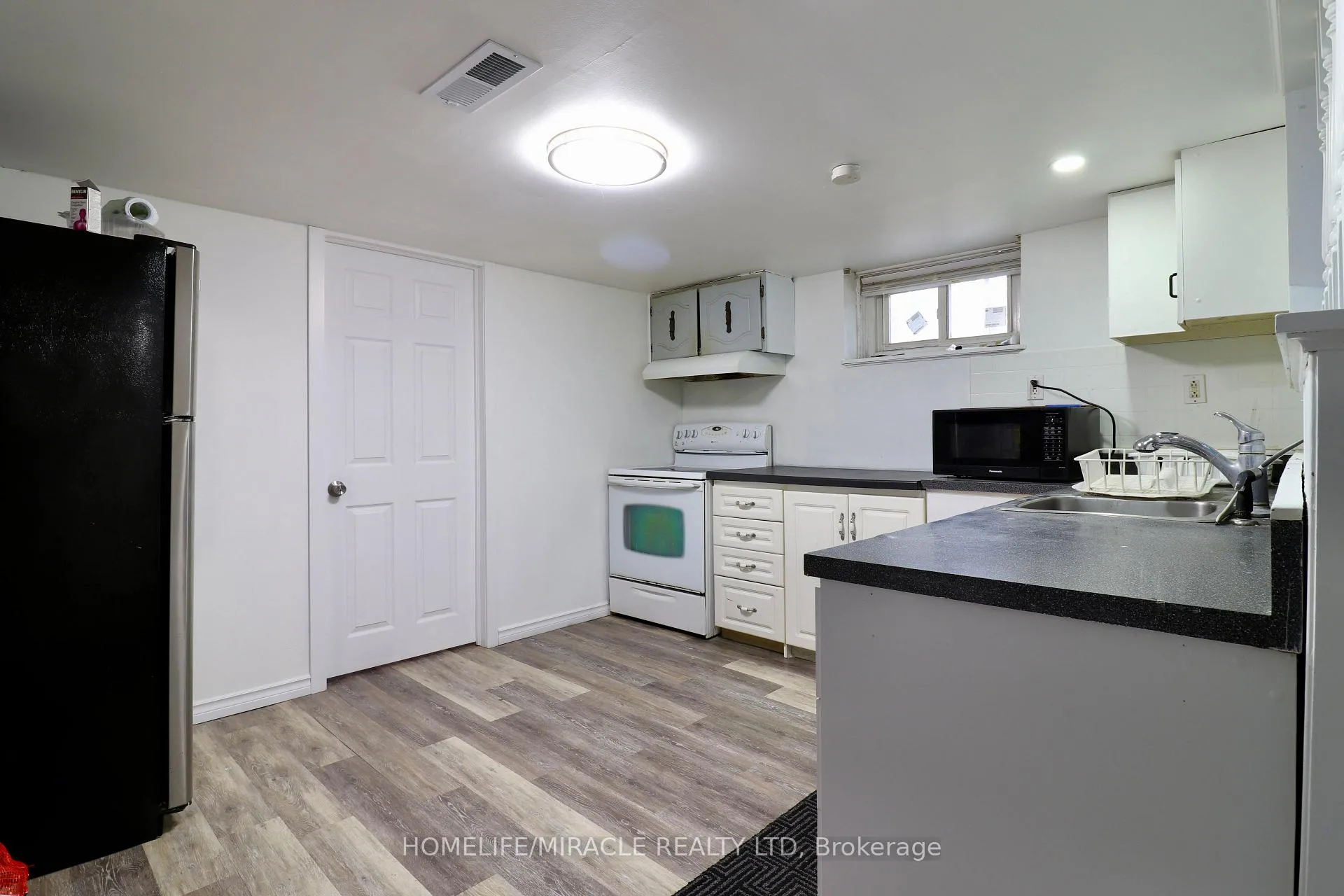 Photo 34 of 80 Roseview Avenue, Cambridge, City Core/Wellington — HOMEH