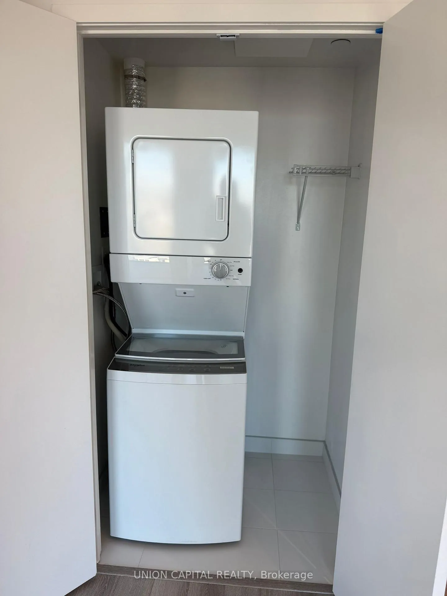 Photo 15 of Unit 3602, 238 Simcoe Street, Toronto, Kensington-Chinatown — HOMEH