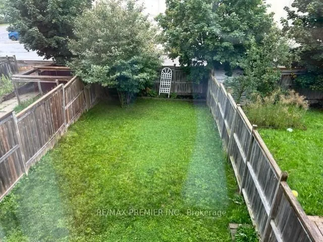 Photo 22 of 13 Srigley Street, Barrie, Holly — HOMEH