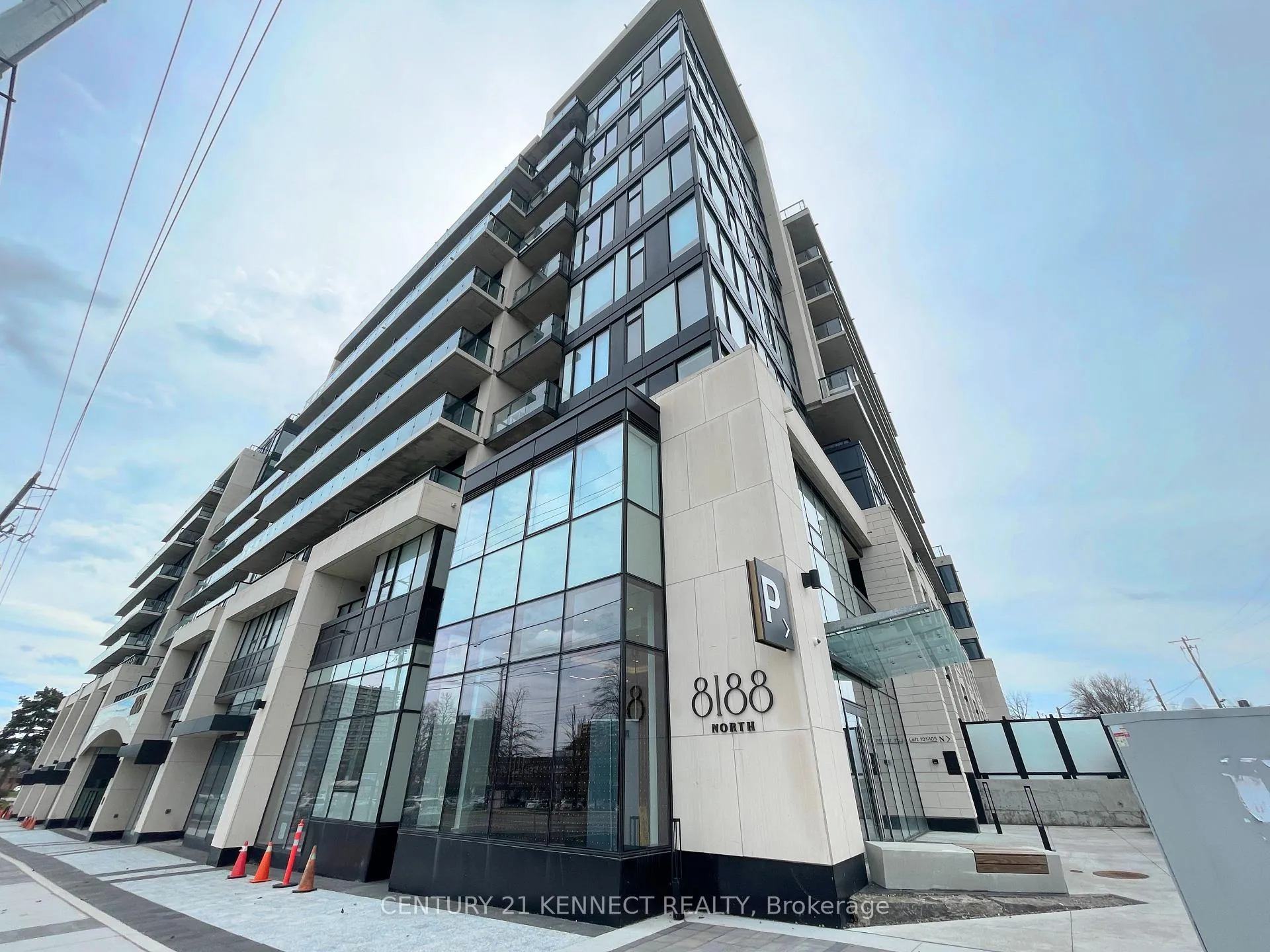 Photo 1 of Unit 707, 8188 Yonge Street, Vaughan, Uplands — HOMEH