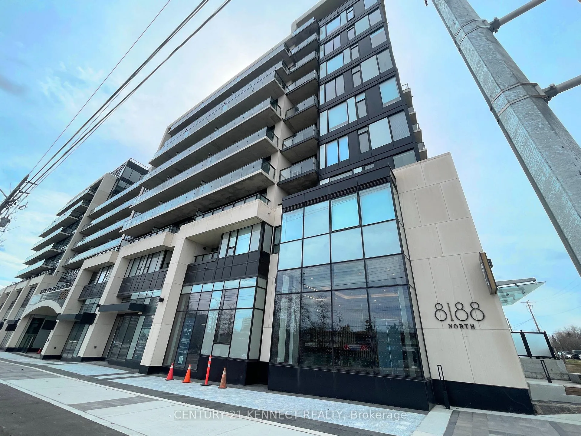 Photo 2 of Unit 707, 8188 Yonge Street, Vaughan, Uplands — HOMEH