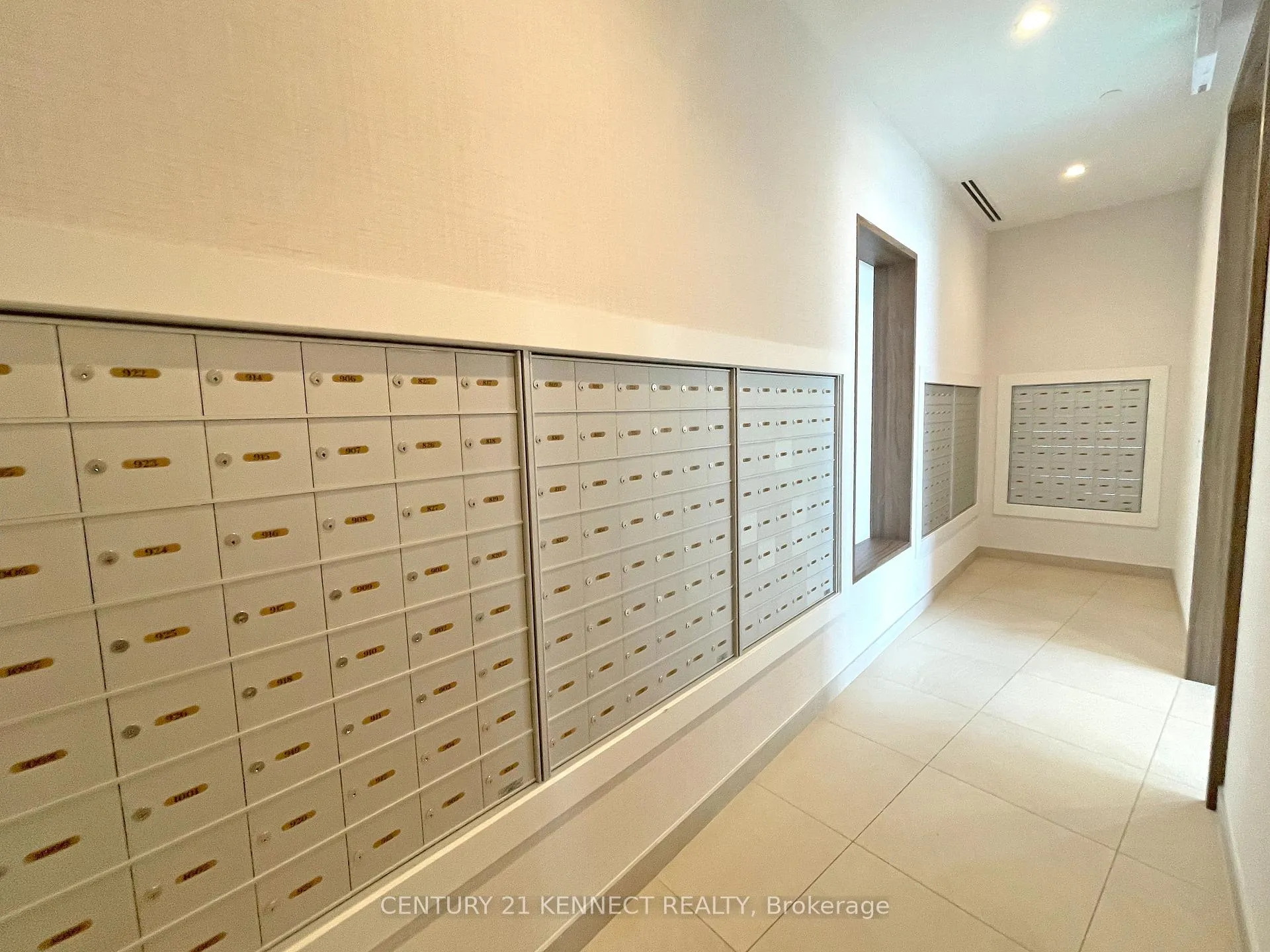Photo 7 of Unit 707, 8188 Yonge Street, Vaughan, Uplands — HOMEH