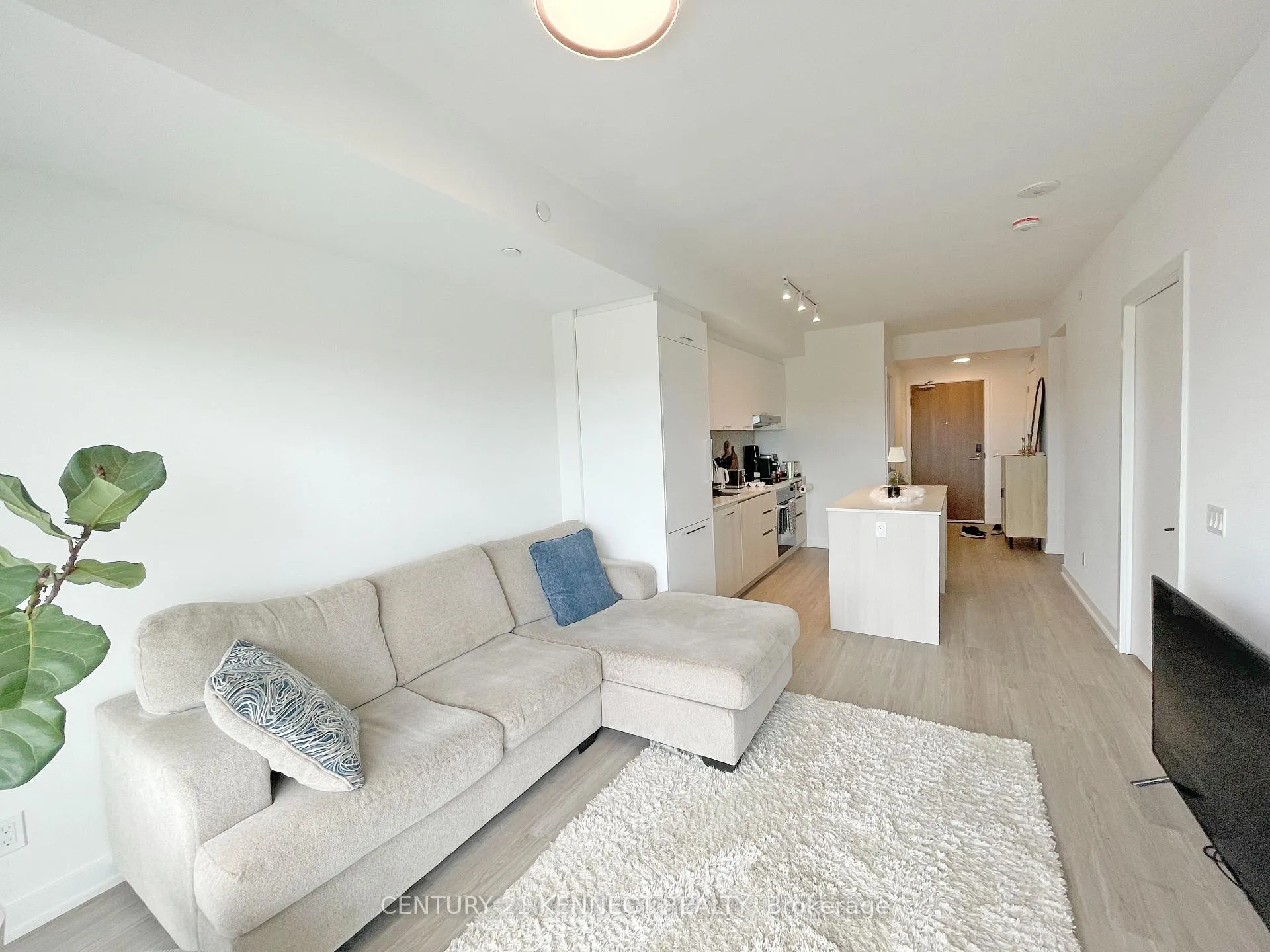 Photo 14 of Unit 707, 8188 Yonge Street, Vaughan, Uplands — HOMEH