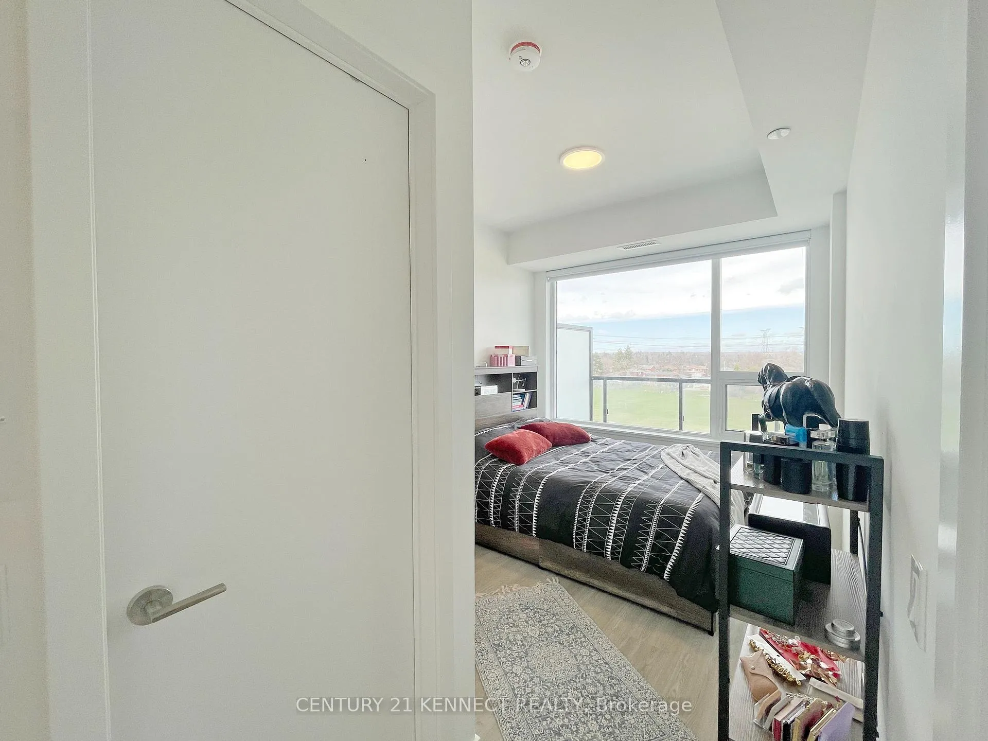 Photo 17 of Unit 707, 8188 Yonge Street, Vaughan, Uplands — HOMEH