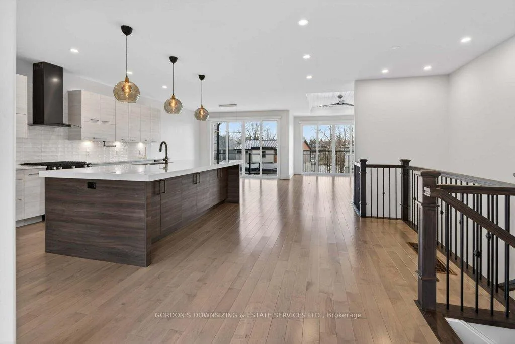 Photo 7 of 47 Bentley Crescent, Prince Edward County, South Marysburg Ward — HOMEH