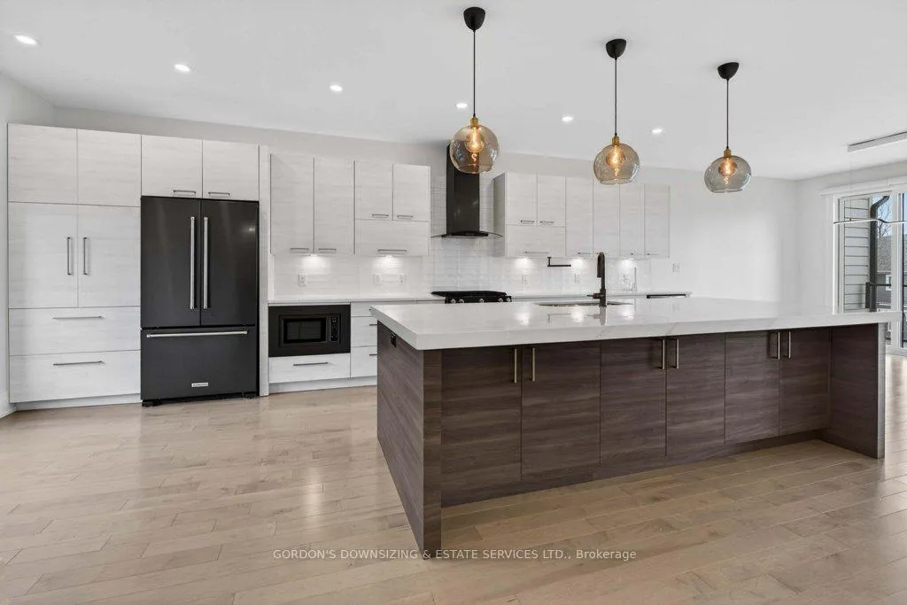 Photo 8 of 47 Bentley Crescent, Prince Edward County, South Marysburg Ward — HOMEH